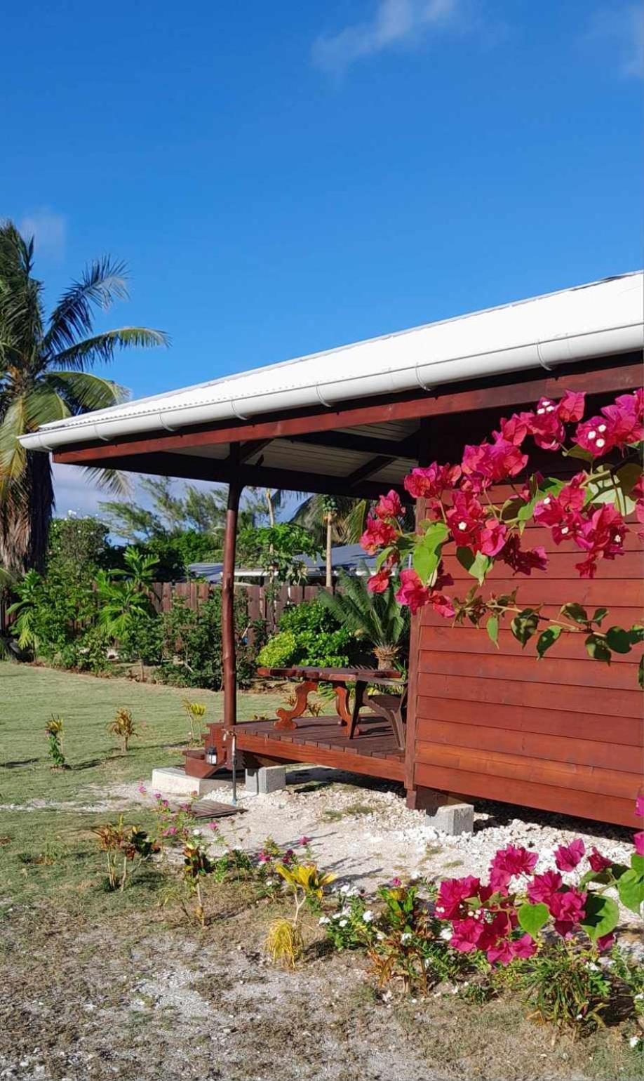 Kahaia Lodge Avatoru Luaran gambar